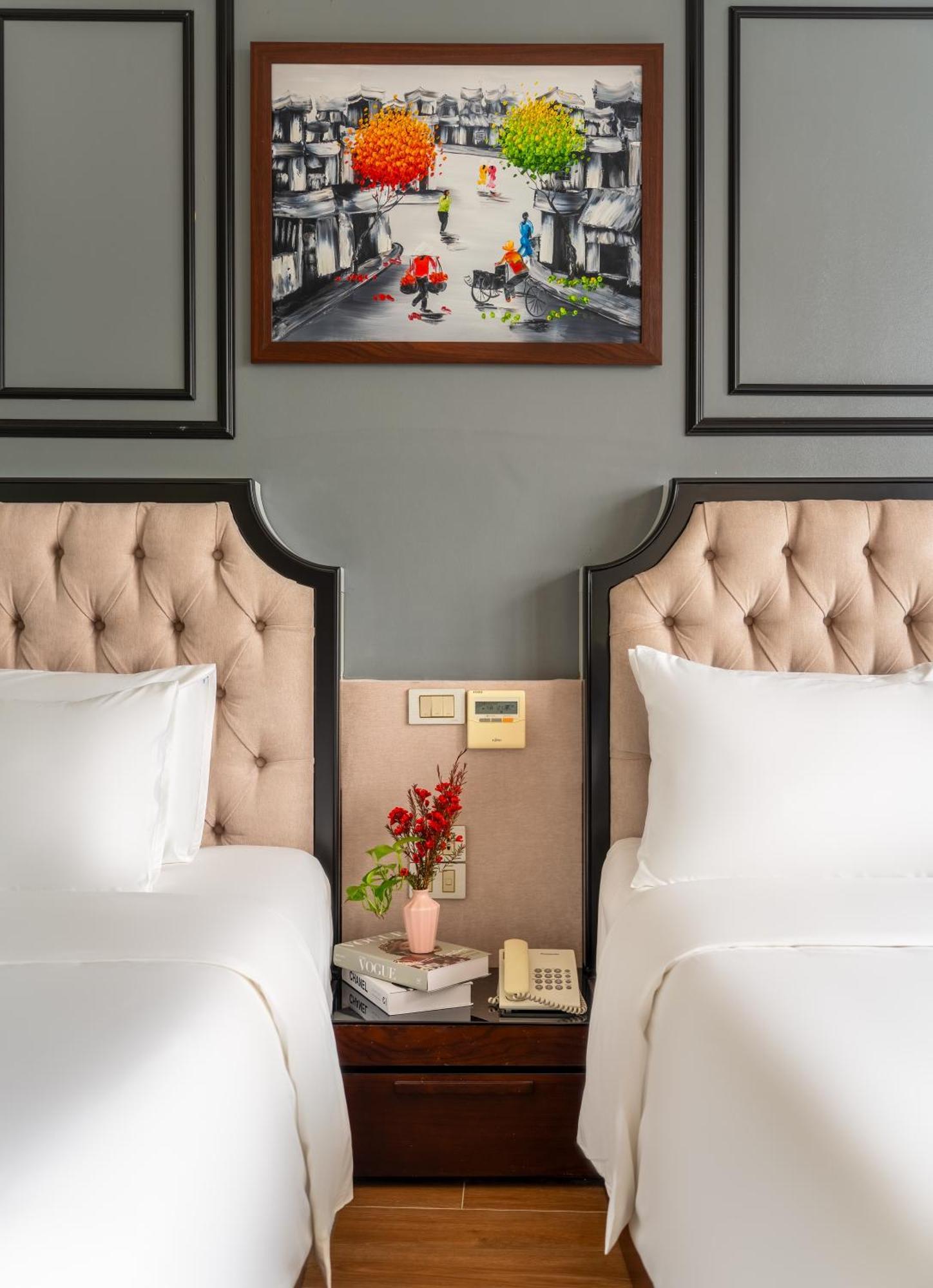 Bella Premier Hotel & Rooftop Skybar Hanoi Exterior photo